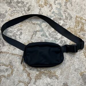 Lululemon belt bag